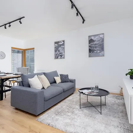 Luxurious Rakowicka By Renters Prestige Apartament