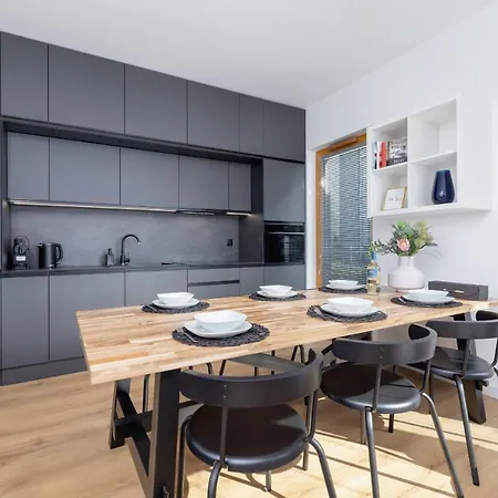 Luxurious Rakowicka By Renters Prestige 크라쿠프